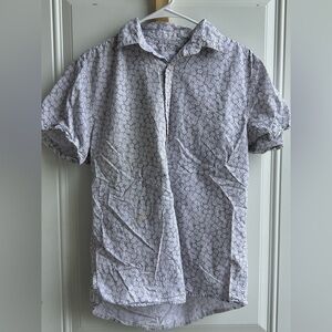 Truth Substance Gray Patterned Short Sleeve Shirt
Size Large